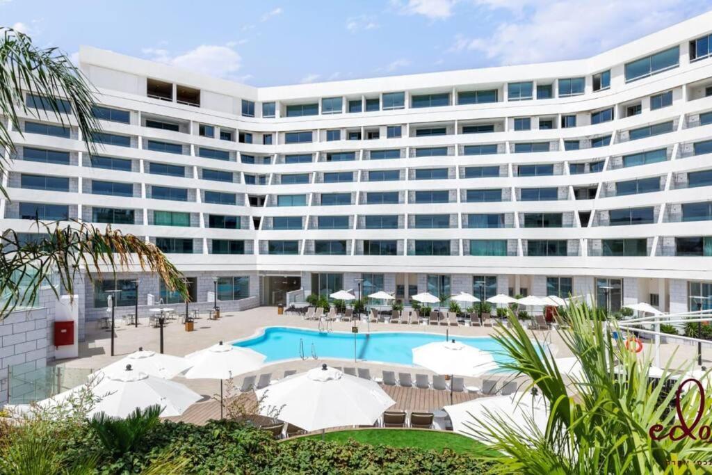 דירת גן במתחם סי סייד 100 מטר מהים - By Edom Apartment *